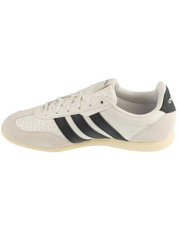 Adidas barreda lo jr4618 białe 41 1/3 2