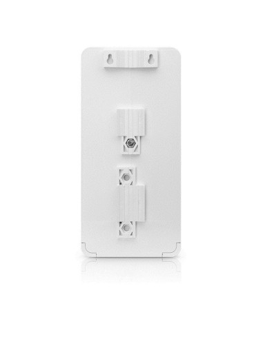Switch poe ubiquiti n-sw (4x 10/100/1000mbps)