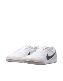 Buty piłkarskie nike tiempo streetgato hq7017 101 2