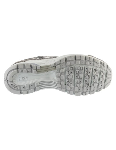 Nike w p-6000 se ih4451-101 białe 35,5