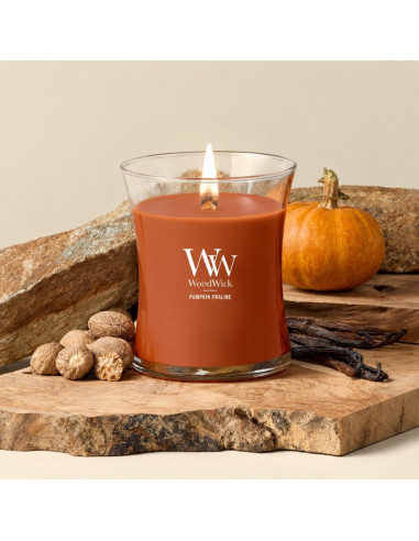 Świeca średnia pumpkin praline woodwick