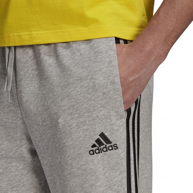 Spodnie adidas essentials tapered cuff 3 stripes m gk8889