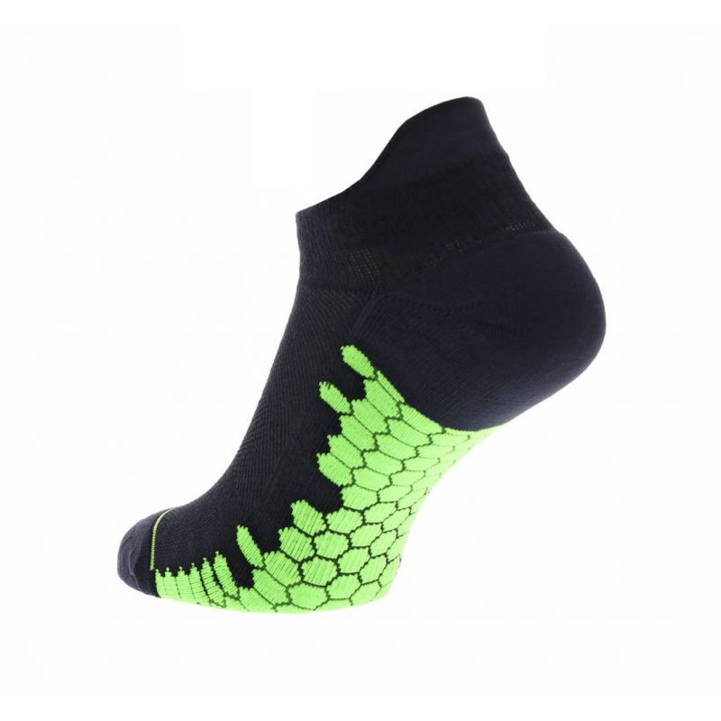 Skarpety inov-8 trailfly ultra sock low. 001004