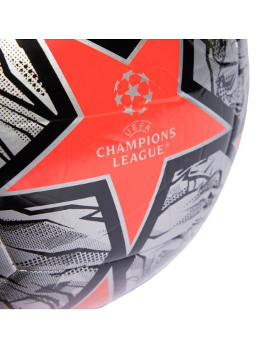 Piłka nożna adidas ucl club in9