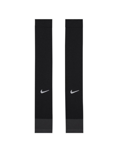 Getry nike strike fq8282