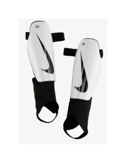 Ochraniacze piłkarskie nike charge dx4608