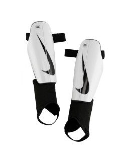 Ochraniacze piłkarskie nike charge dx4608 2