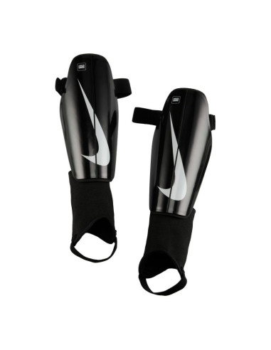 Ochraniacze piłkarskie nike charge dx4608