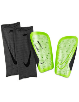 Ochraniacze piłkarskie nike mercurial lite superlock dn3609 2