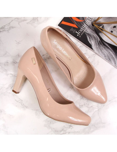 Czółenka na słupku lakierowane sergio leone w