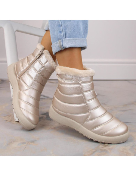 Wodoodporne śniegowce lakierowane news w eve181