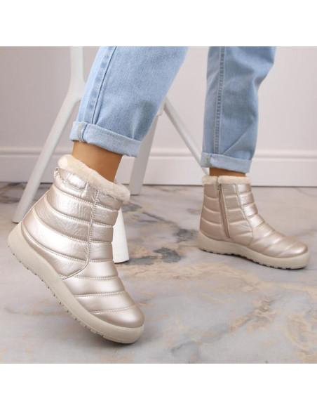 Wodoodporne śniegowce lakierowane news w eve181