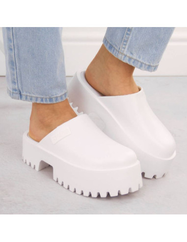 Chodaki na masywnej podeszwie big star w nn27402