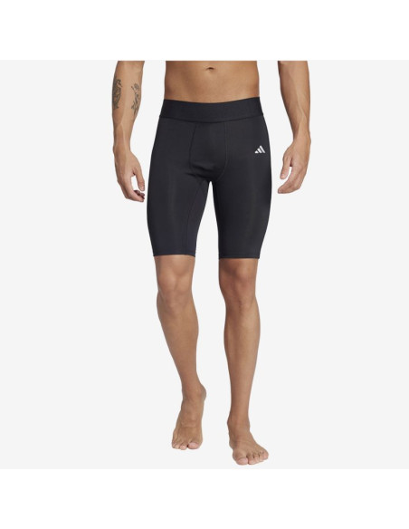 Spodenki adidas techfit m