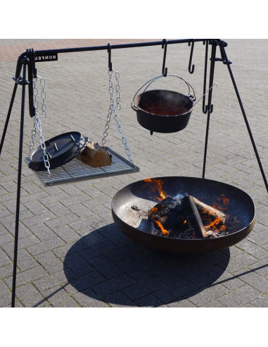 Stojak stalowy bonfeu nad ognisko