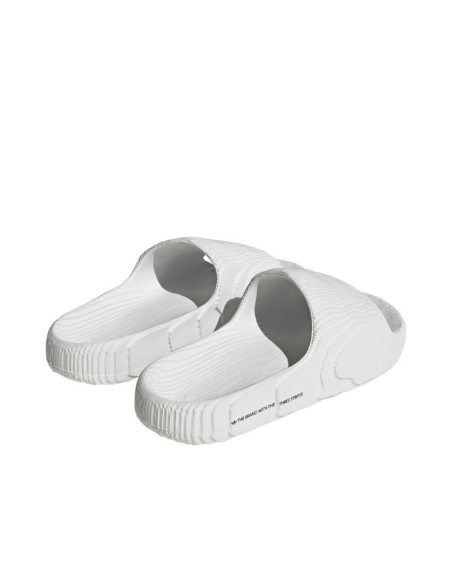 Klapki damskie/męskie adidas adilette 22  crystal white z wygodną profilowaną podeszwą białe (hq4672)