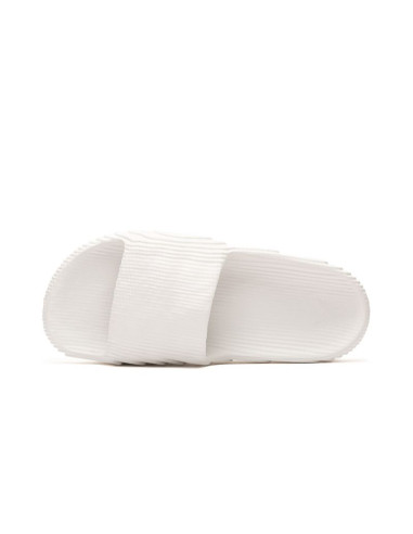 Klapki damskie/męskie adidas adilette 22  crystal white z wygodną profilowaną podeszwą białe (hq4672)