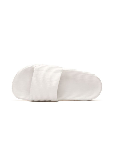 Klapki damskie/męskie adidas adilette 22  crystal white z wygodną profilowaną podeszwą białe (hq4672)