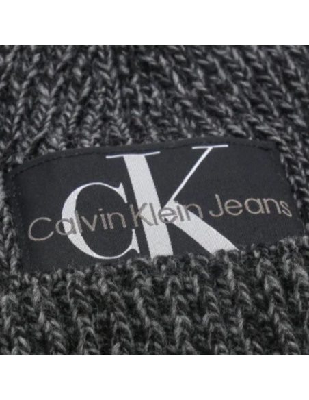 Czapka calvin klein jeans oversize label beanie