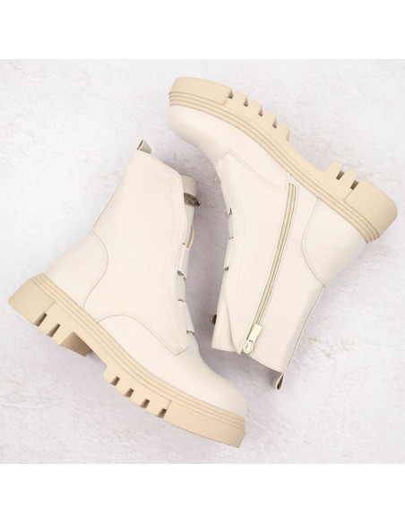 Botki jezzi na platformie w rmr