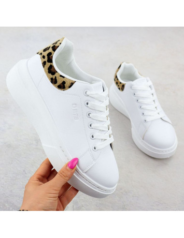 Półbuty sportowe na platformie big star w ss27