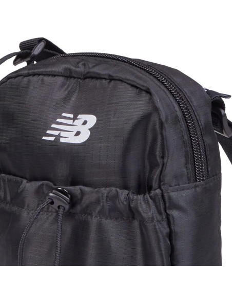 Saszetka new balance essential sling bag bk