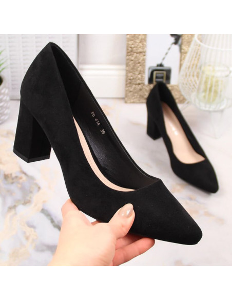 Czółenka zamszowe na słupku sergio leone w sk403