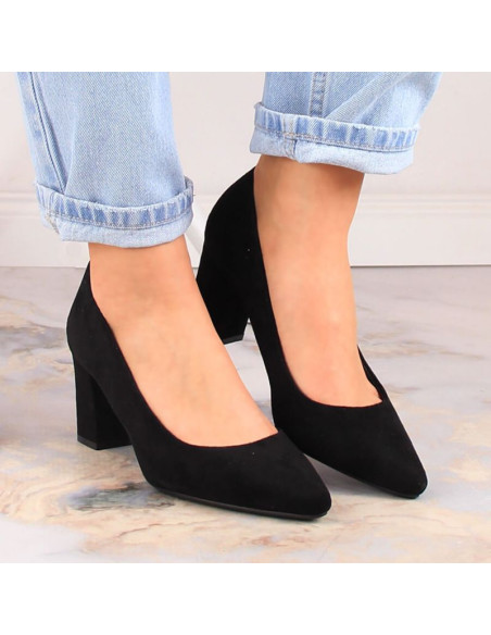 Czółenka zamszowe na słupku sergio leone w sk403