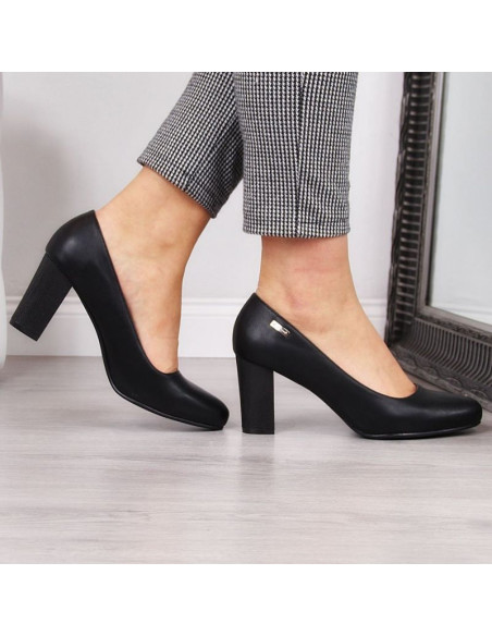 Czółenka na słupku sergio leone w sk193