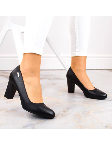 Czółenka na słupku sergio leone w sk193