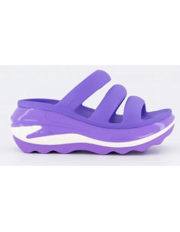 Chodaki crocs mega crush triple strap 209842