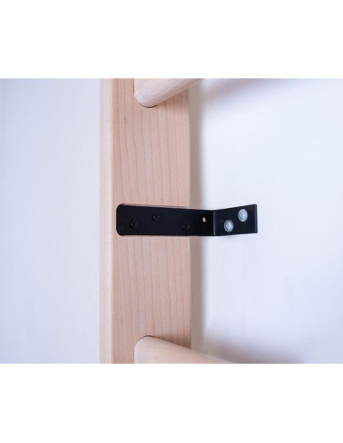 Drabinka z drewnianym drążkiem i akcesoriami benchk 112+a204