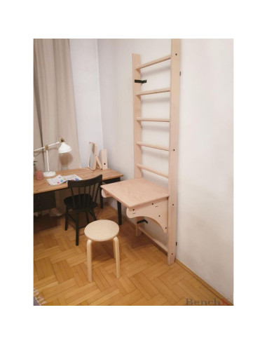 Drabinka z drewnianym do podciągania z biurkiem benchk 112