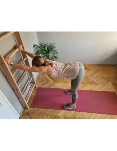 Drabinka z drewnianym do podciągania z biurkiem benchk 112