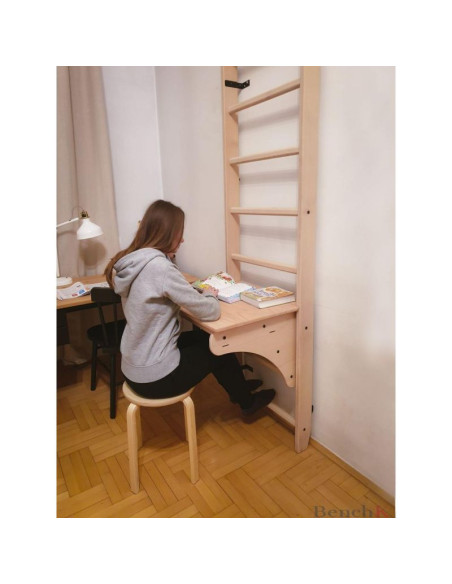 Drabinka z drewnianym do podciągania z biurkiem benchk 112