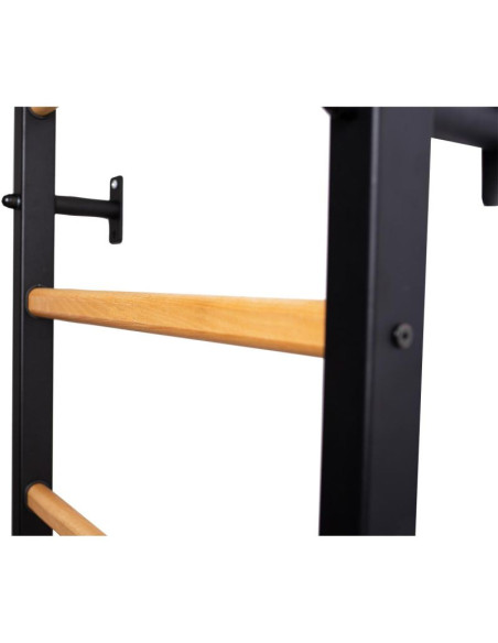 Drabinka gimnastyczna drewniano metalowa z drewnianym drążkiem i akcesoriami benchk 211b a076