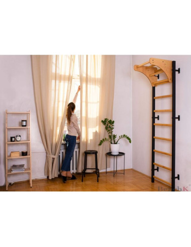 Drabinka gimnastyczna drewniano metalowa z drewnianym drążkiem benchk 711w