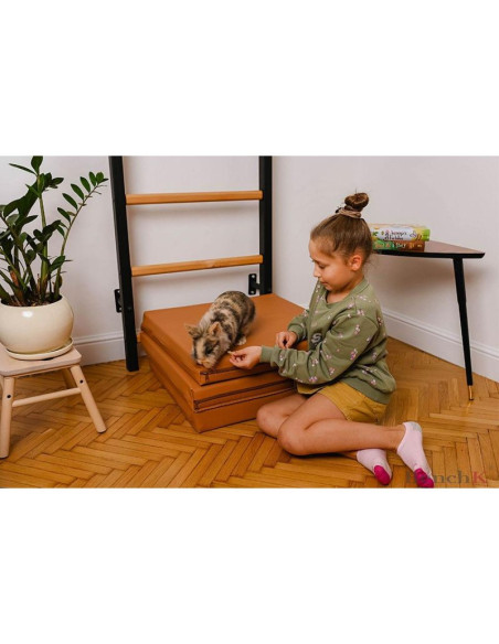 Materac gimnastyczny składany brązowy 180cm benchk