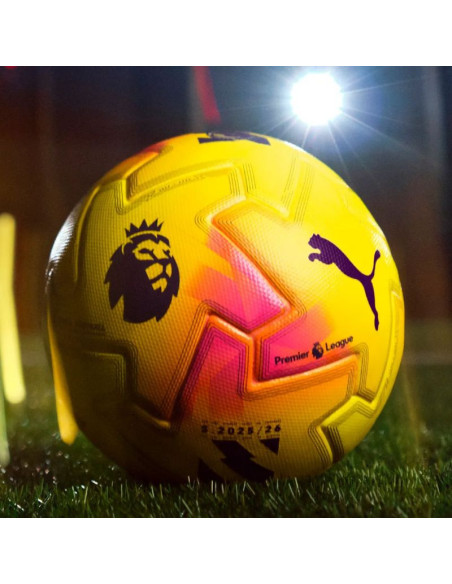 Piłka puma orbita ultimate pl lights 084702-01