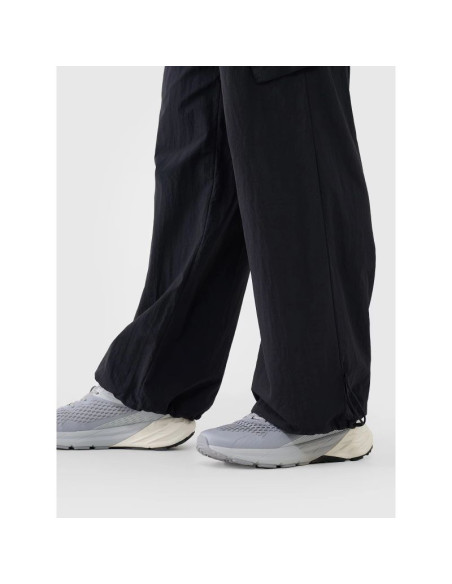 Spodnie casual oversize damskie 4f 4frss25ttrof1372-20s