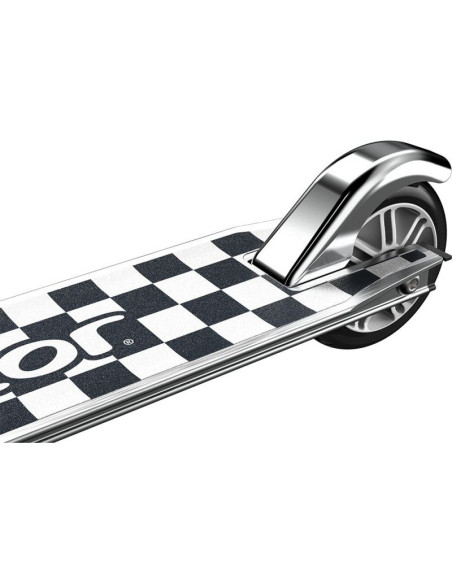 Hulajnoga dla dzieci razor model a checked out