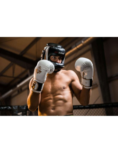 Kask bokserski z osłoną m – ninja