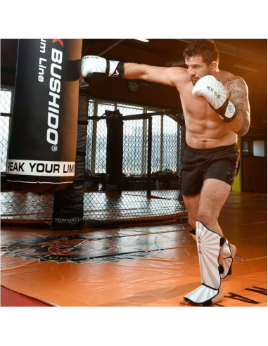 Ochraniacze na piszczele m - japan