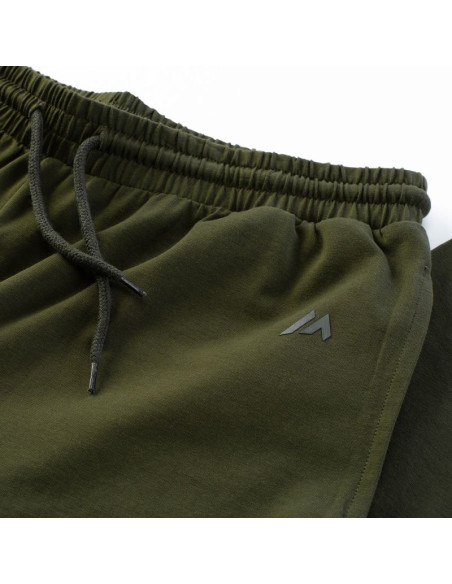 Męskie spodnie nami