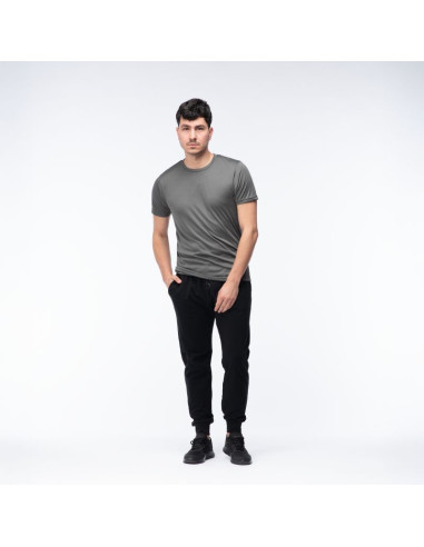 Męskie spodnie nami