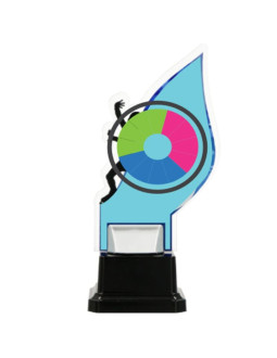 Trofeum z plexy na podwyższeniu - indywidualne