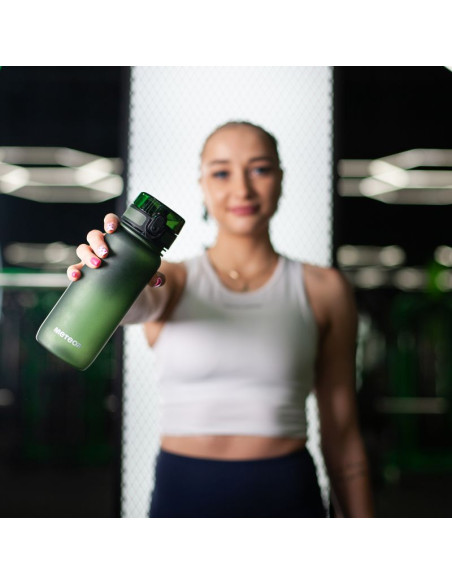 Bidon sportowy meteor 650 ml ciemnozielony
