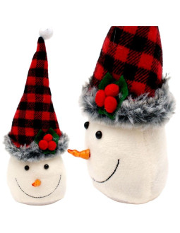 Bałwanek dekoracyjny 20cm z czapką w czerwono czarną kratkę