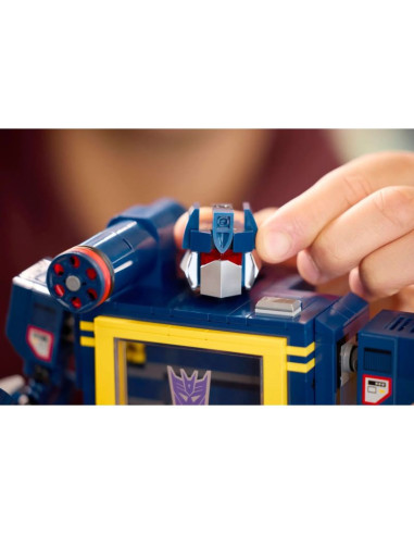 Lego 10358 icons - transformers: soundwave