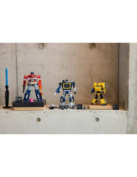 Lego 10358 icons - transformers: soundwave